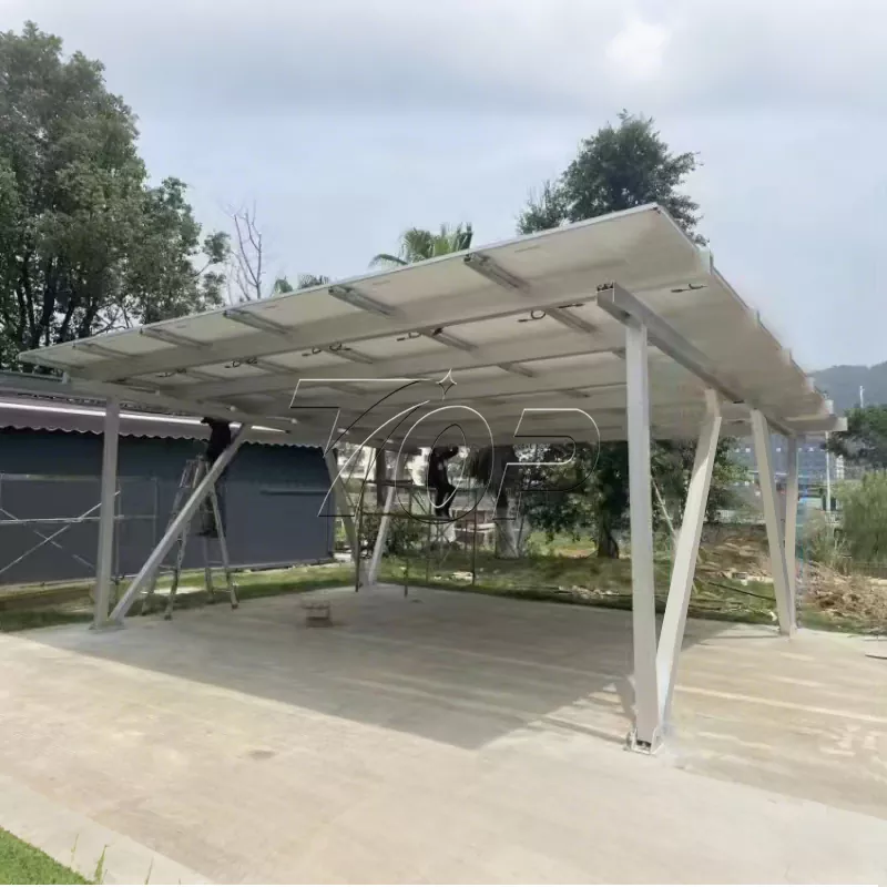 Strutture per auto coperto solare